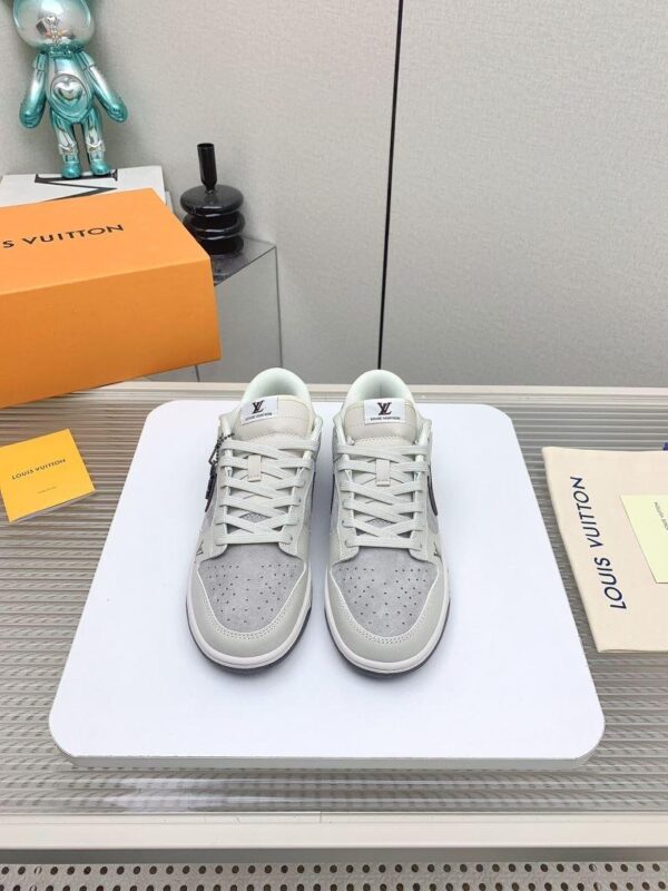 x Nike Shoes 6045-3166