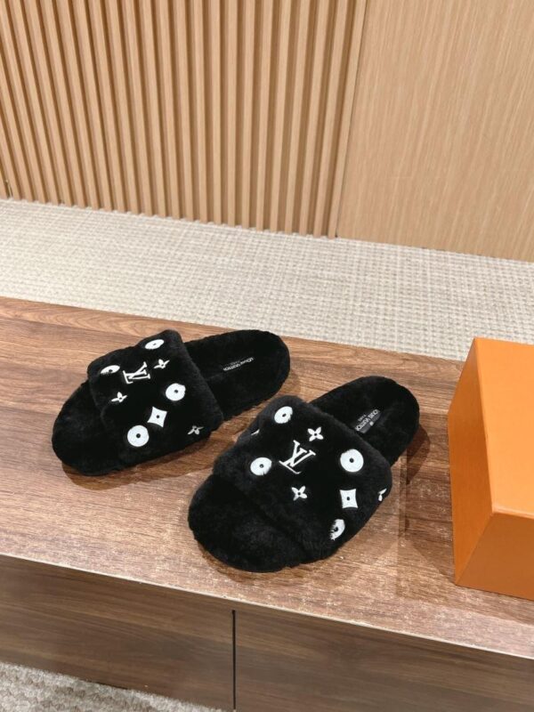 Slippers 6046-1449 - Image 2