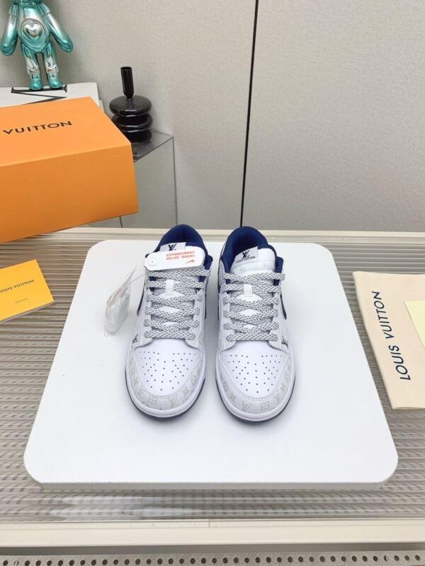 x Nike Shoes 6045-3164