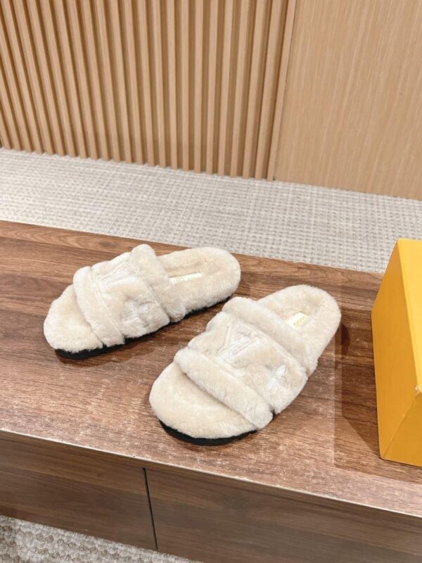 Slippers 6046-1447 - Image 2