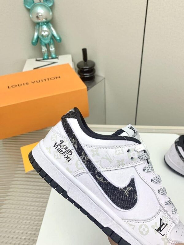 x Nike Shoes 6045-3163 - Image 9