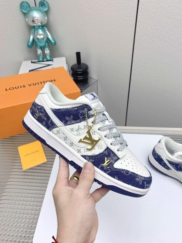 x Nike Shoes 6045-3162 - Image 5