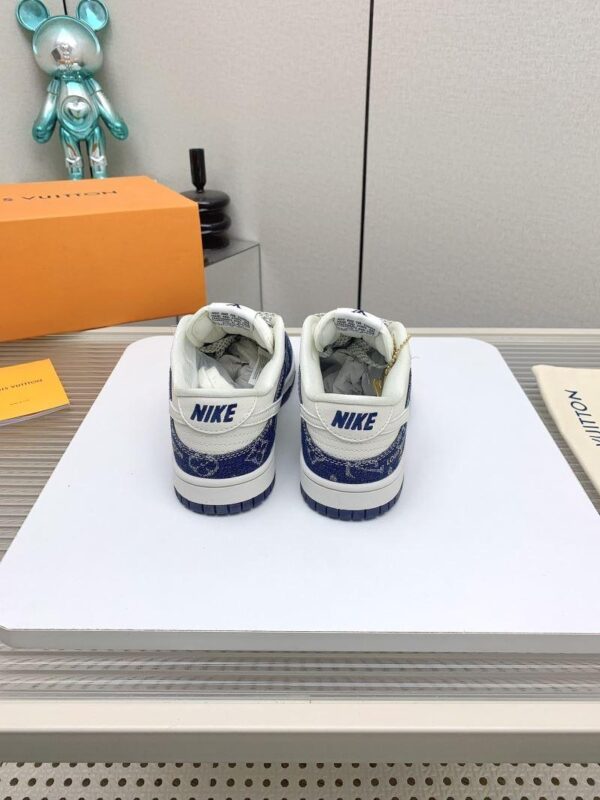 x Nike Shoes 6045-3162 - Image 8
