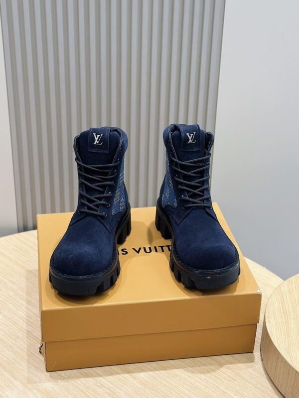 Boots 6038-2064
