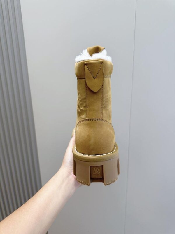 Boots 6038-2061 - Image 6