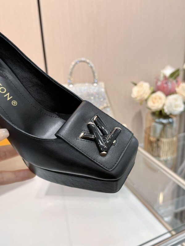 Heeled Shoes 6045-3118