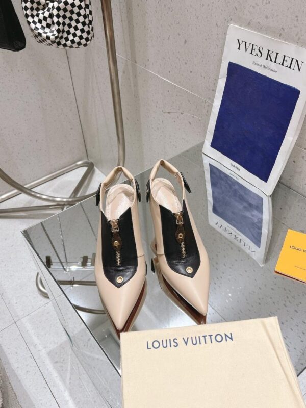 Heeled Shoes 6038-2857