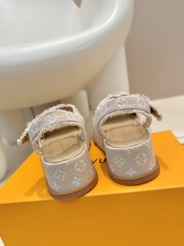 Sandals 6088-2567 - Image 2