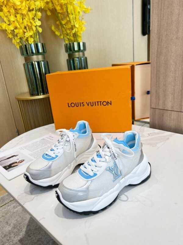 Run Away Sneaker 6088-2736