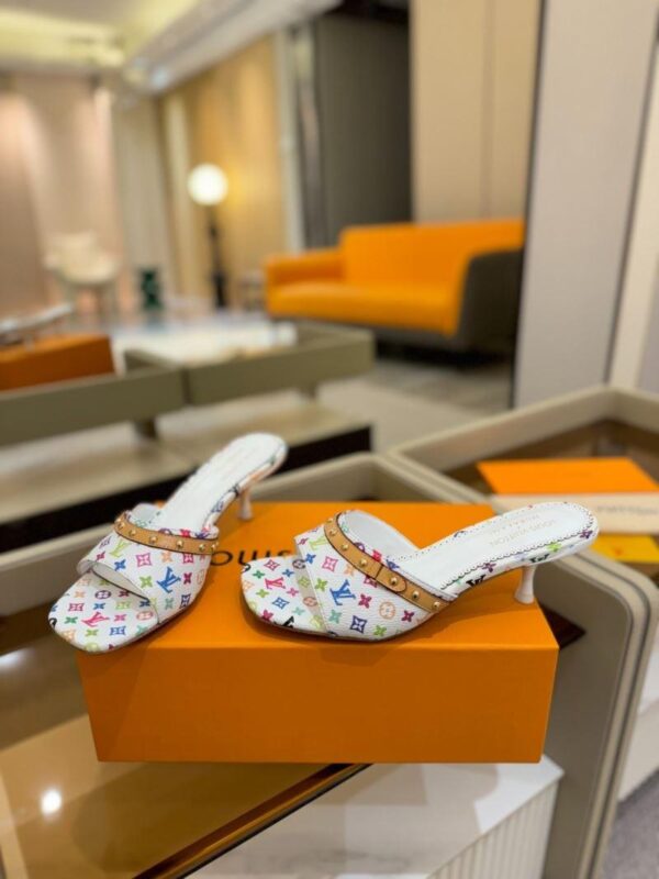 Slippers 6047-2862 - Image 6
