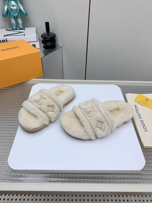 Slippers 6047-2764 - Image 3