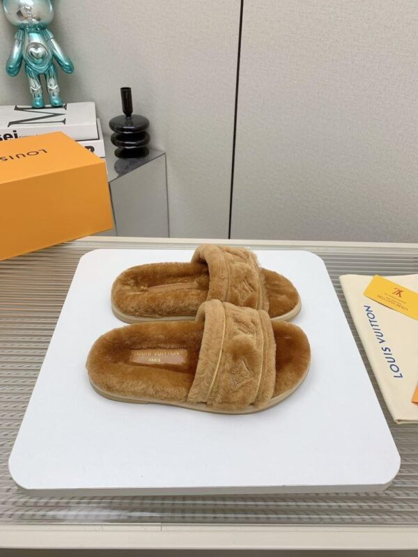Slippers 6047-2763 - Image 2