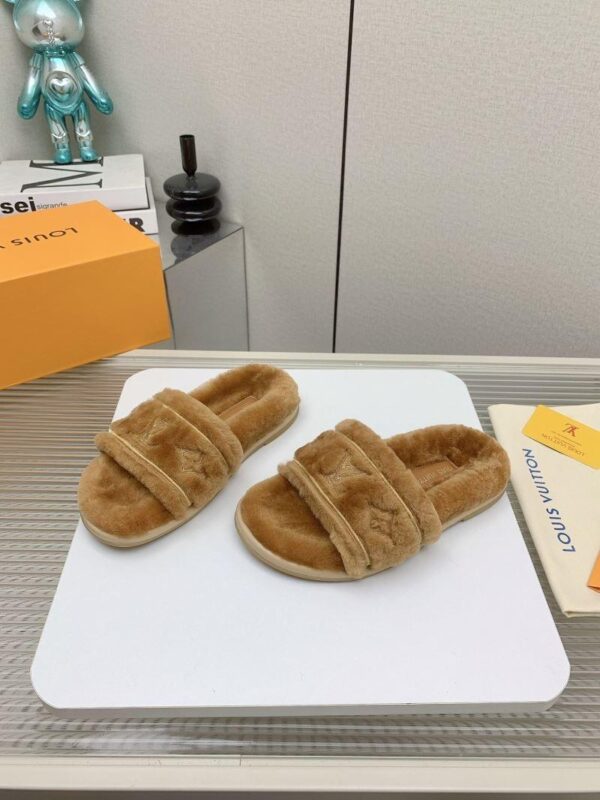 Slippers 6047-2763 - Image 3