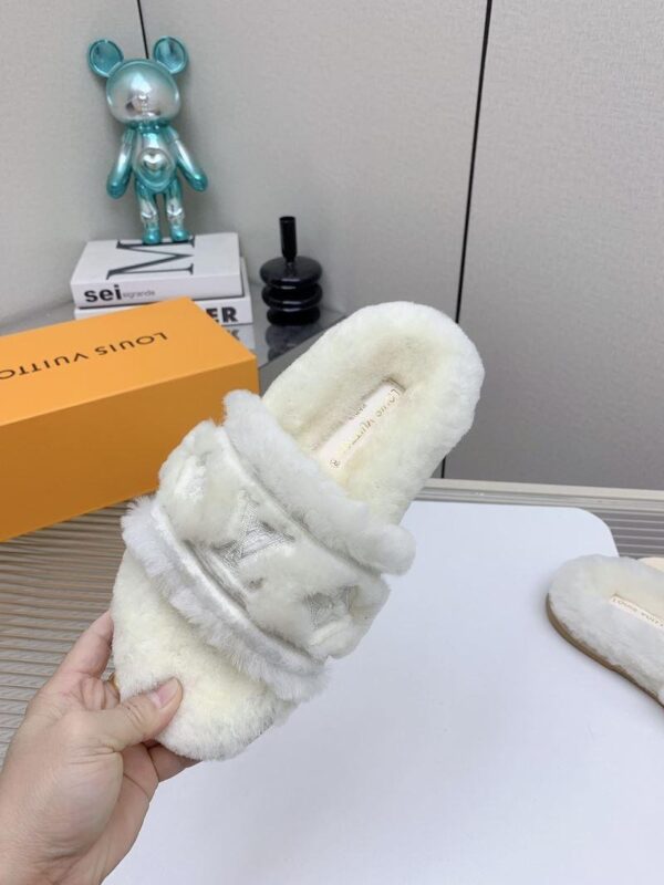 Slippers 6047-2762 - Image 5