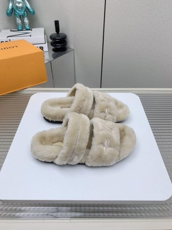 Slippers 6047-2760 - Image 2
