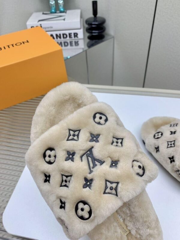 Slippers 6047-2755 - Image 6