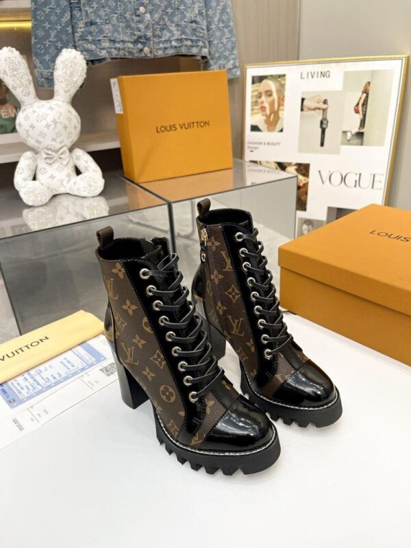 Boots 6088-2493 - Image 2