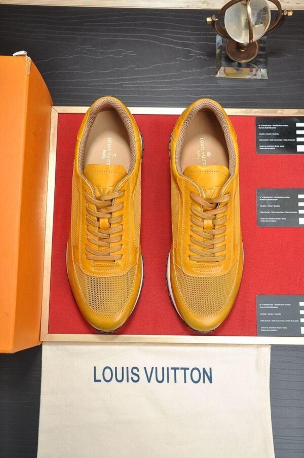 Run Away Sneaker 6038-2762