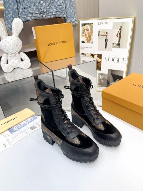 Boots 6088-2492 - Image 2
