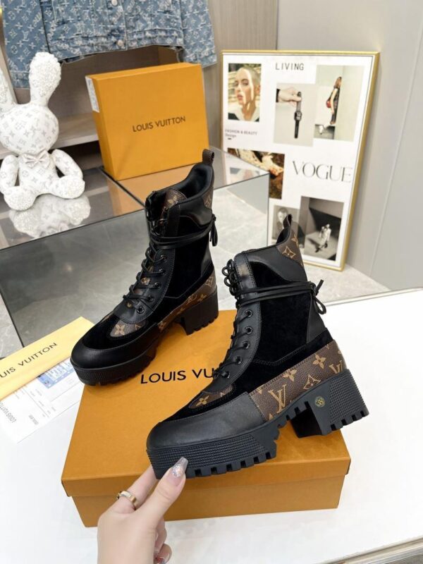 Boots 6088-2492 - Image 4