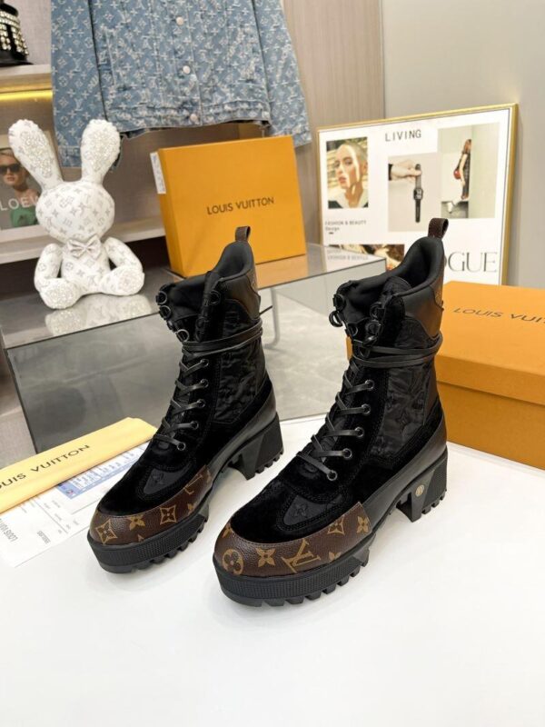 Boots 6088-2491