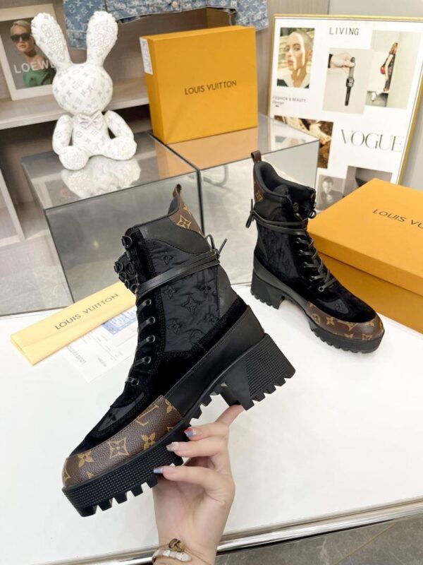 Boots 6088-2491 - Image 6