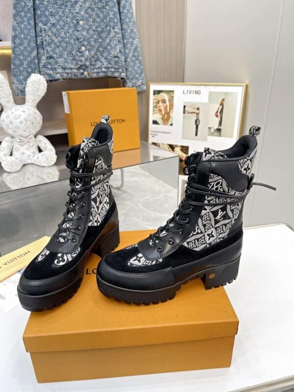 Boots 6088-2490 - Image 3