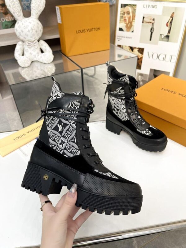 Boots 6088-2490 - Image 6