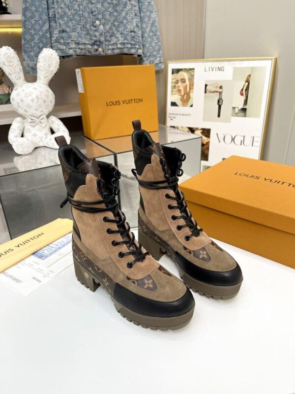 Boots 6088-2488 - Image 2