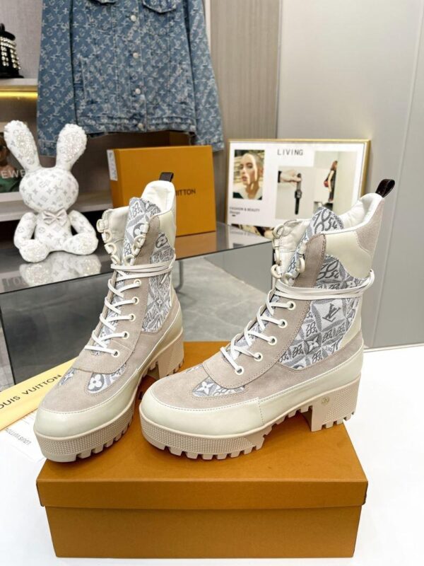 Boots 6088-2487 - Image 4