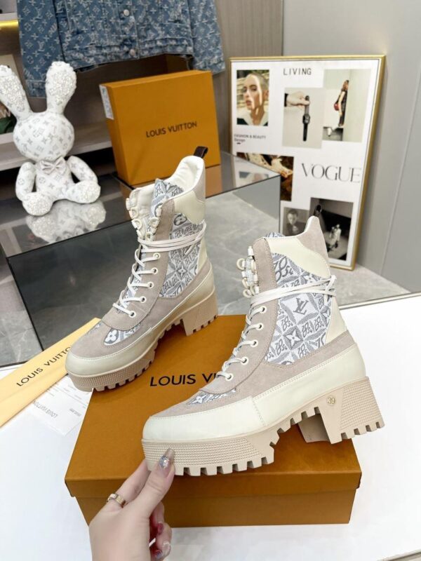 Boots 6088-2487 - Image 6