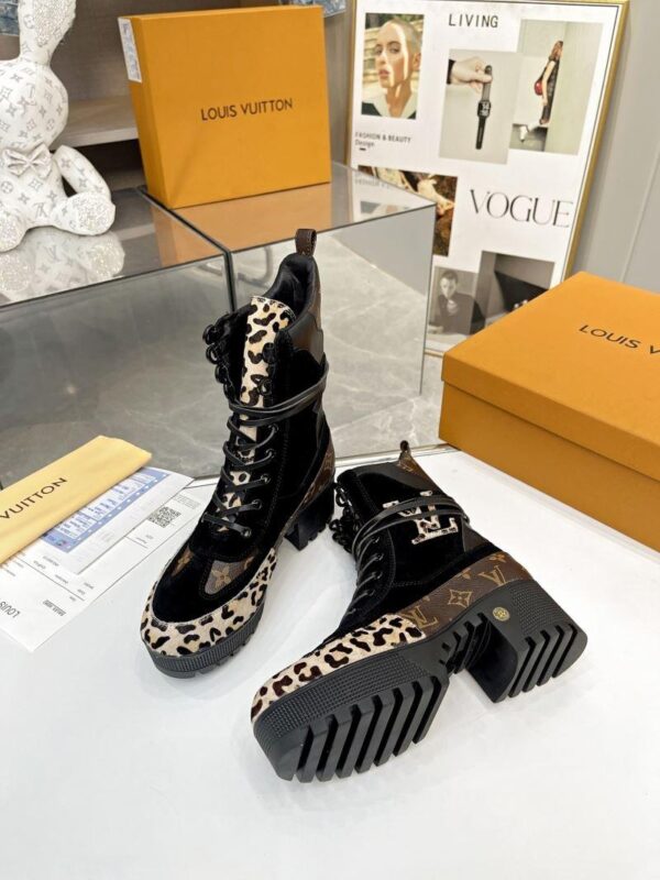 Boots 6088-2486 - Image 4