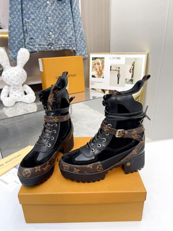 Boots 6088-2485 - Image 2