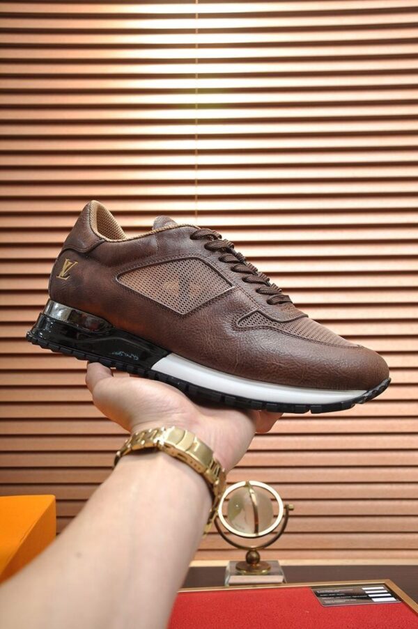 Run Away Sneaker 6038-2754