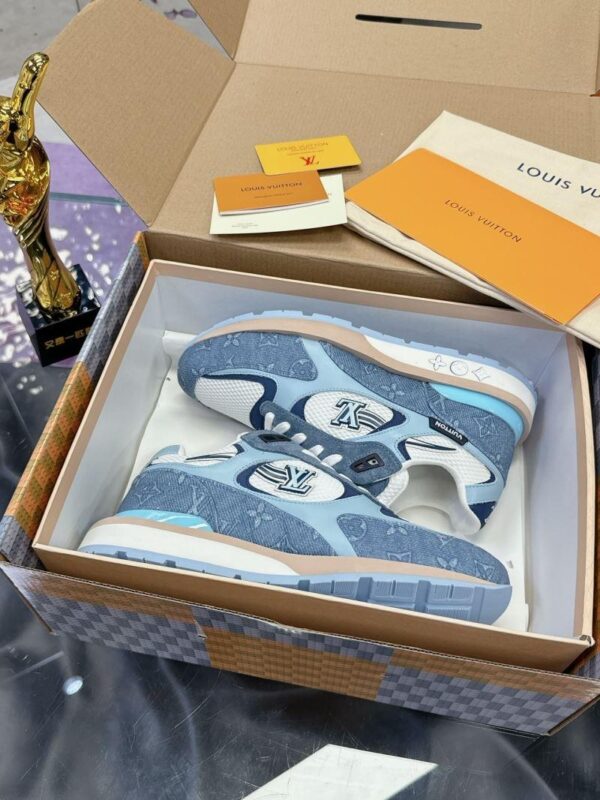Run Away Sneaker 6045-3286