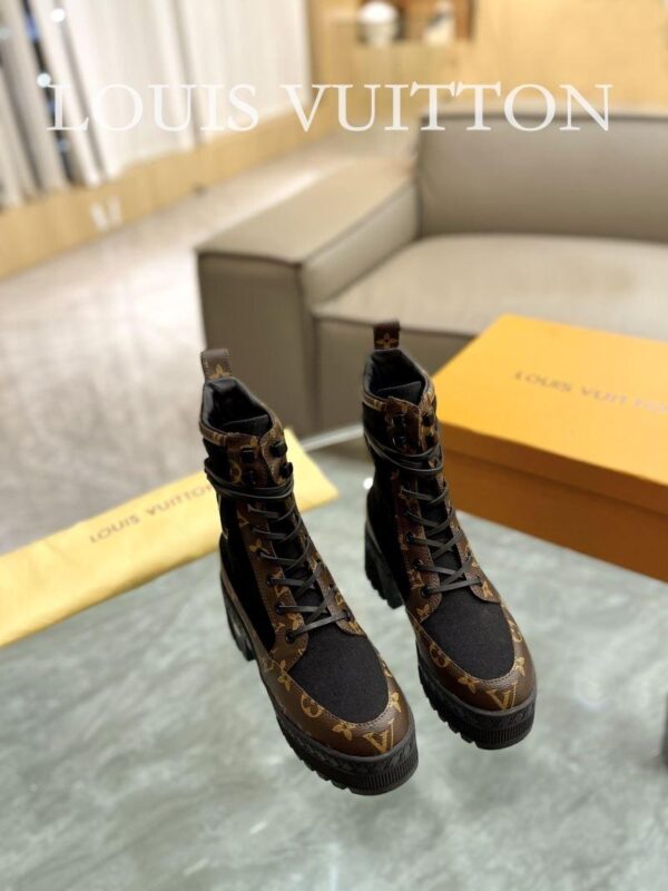 Boots 6088-2483 - Image 2