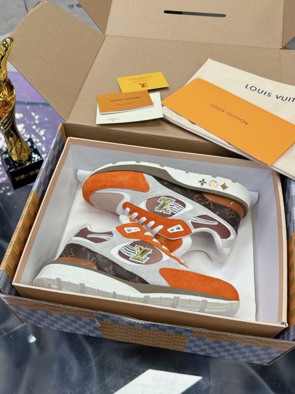 Run Away Sneaker 6045-3282