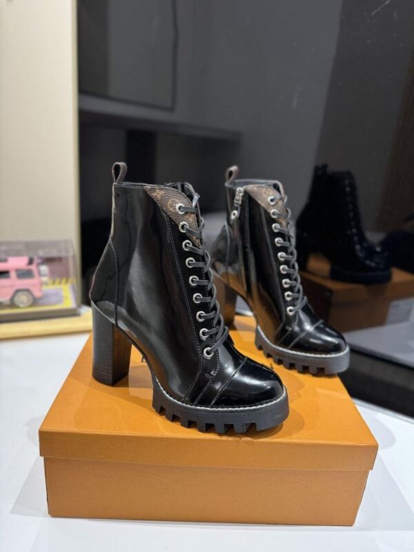 Boots 6088-2478