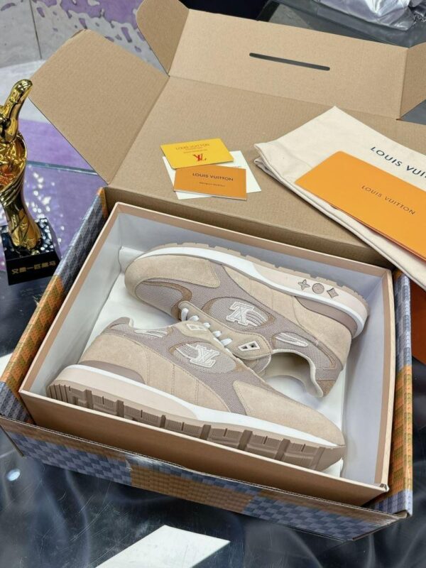 Run Away Sneaker 6045-3281