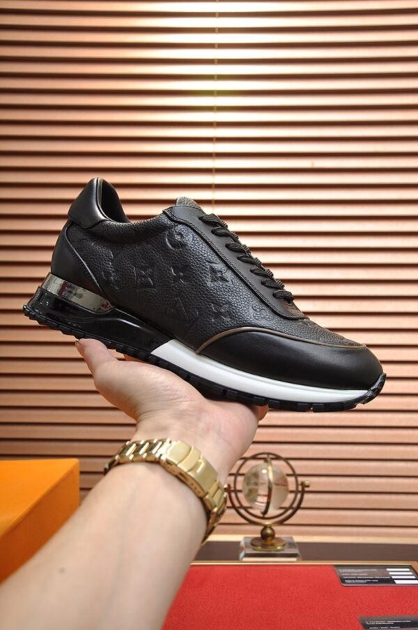 Run Away Sneaker 6038-2748