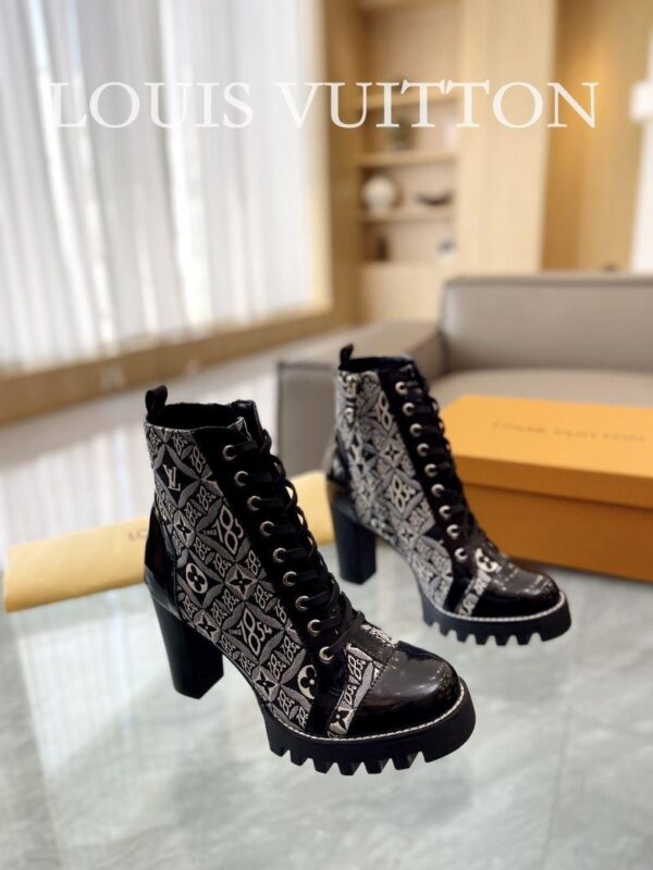 Boots 6088-2475