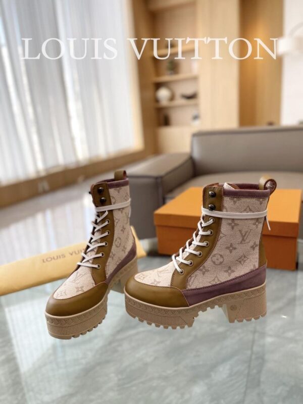Boots 6088-2472 - Image 4