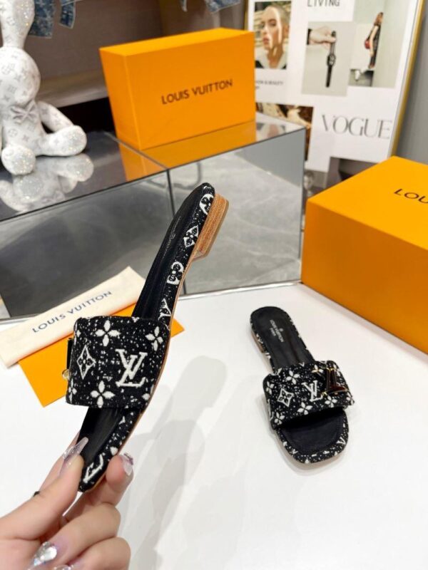 Slippers 6088-2943 - Image 3