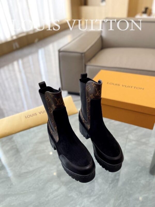 Boots 6088-2471 - Image 2