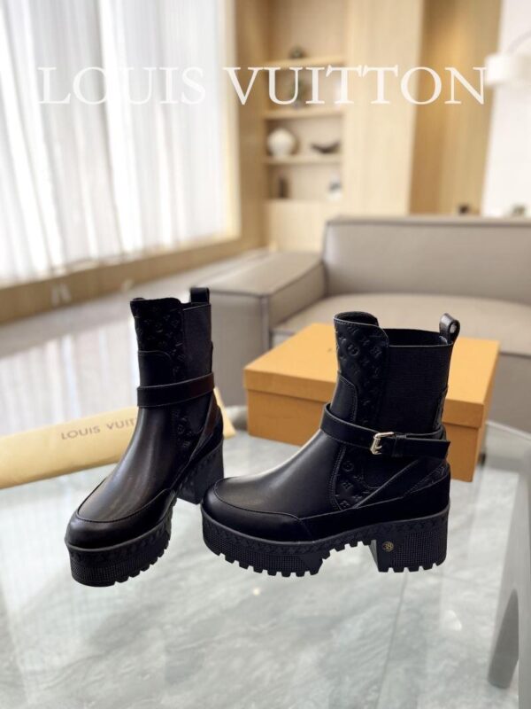 Boots 6088-2470 - Image 3