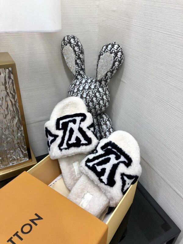 Slippers 6047-2517 - Image 2
