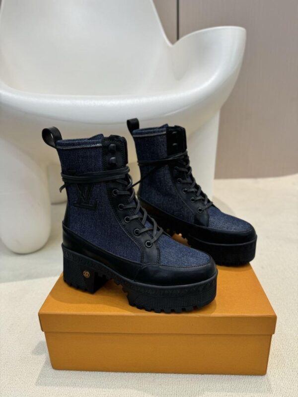 Boots 6088-2468