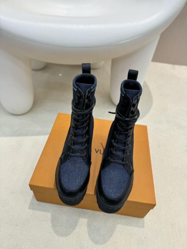 Boots 6088-2468 - Image 2
