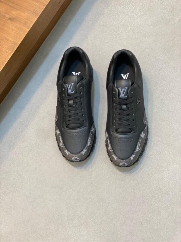 Run Away Sneaker 6038-2354