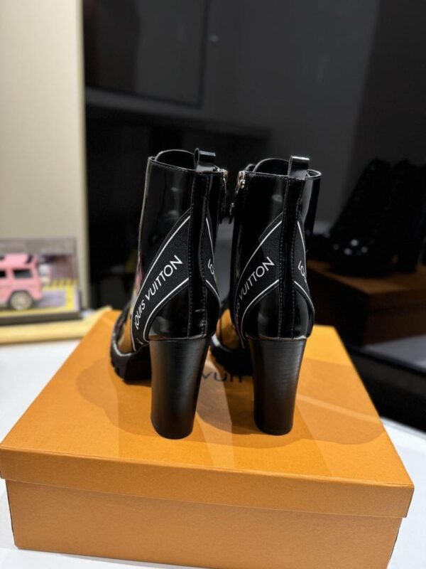 Boots 6088-2467 - Image 6